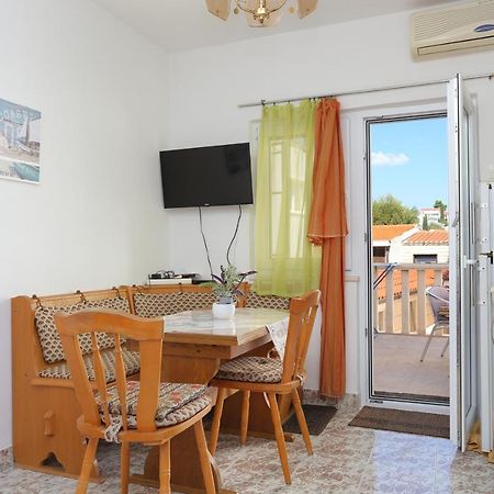 Apartments By The Sea Businci, Ciovo - 9450 Trogir Exterior foto