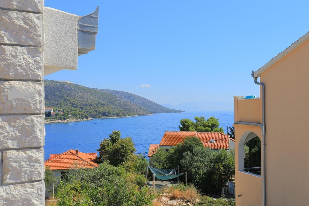 Apartments By The Sea Businci, Ciovo - 9450 Trogir Exterior foto