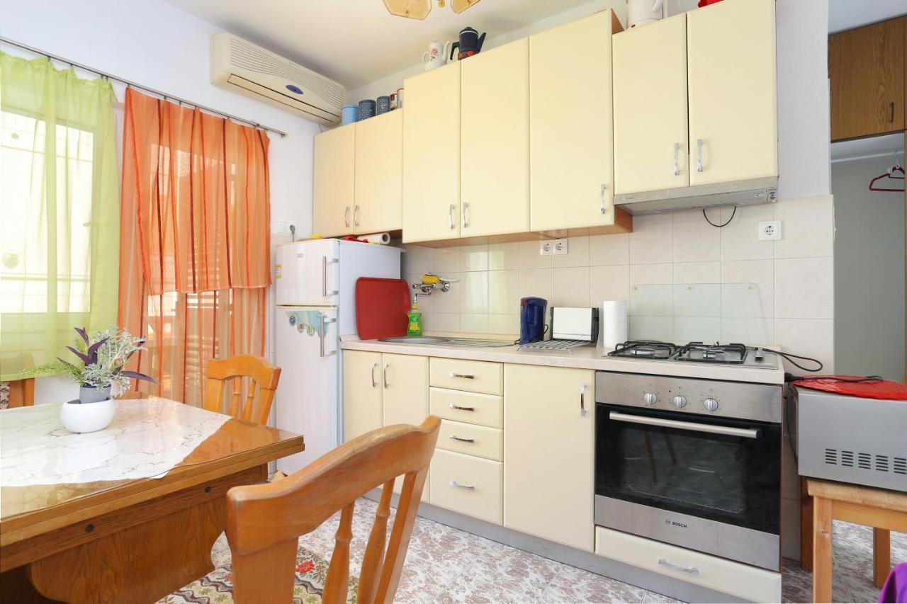 Apartments By The Sea Businci, Ciovo - 9450 Trogir Exterior foto
